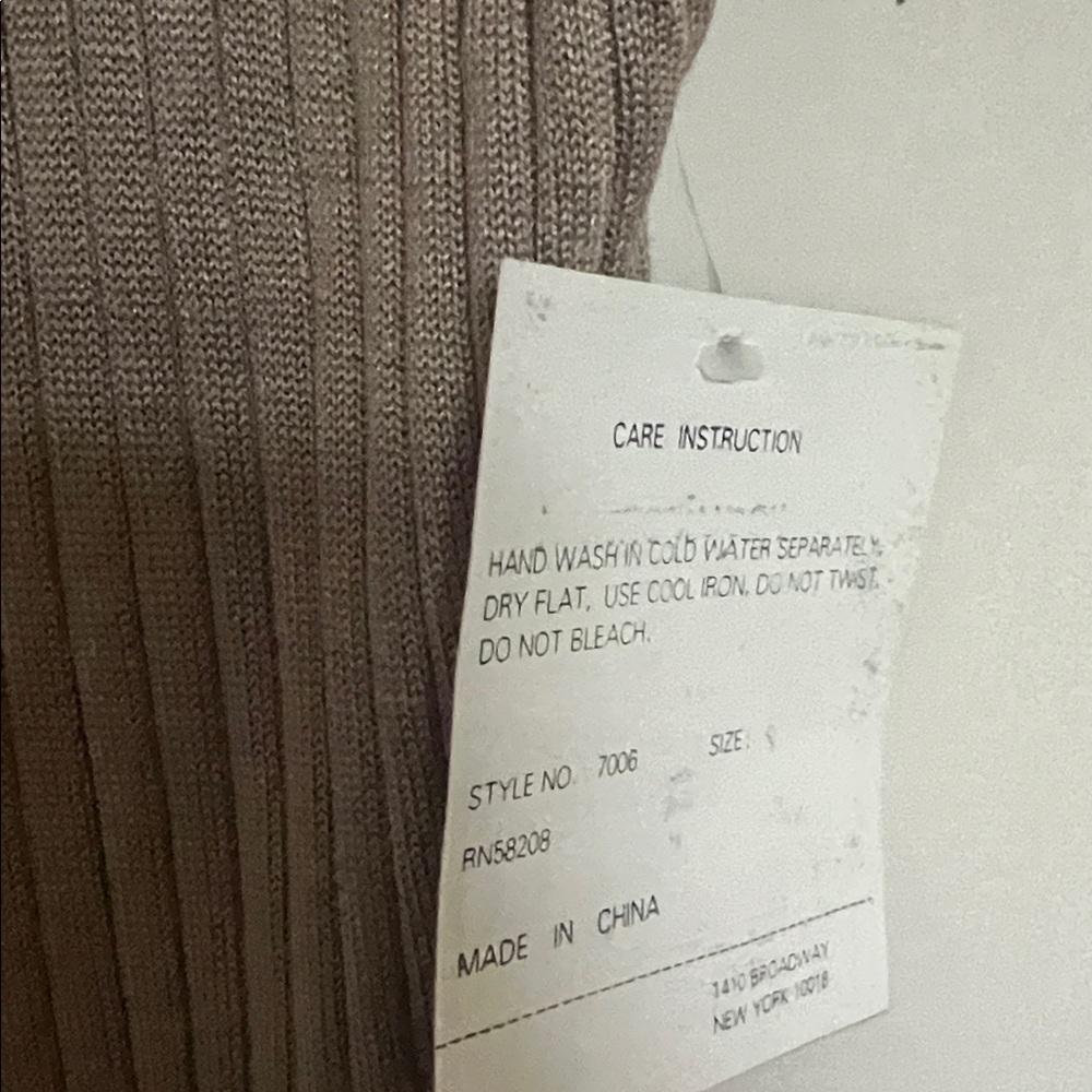 Basic Requirements Ribbed Silk Sweater - Picture 2 of 3